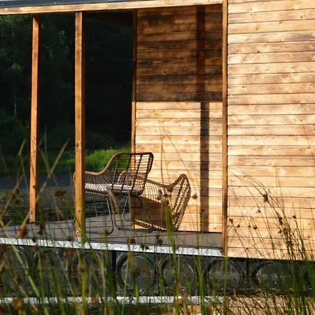 Апартаменты Heather Hut, Off-grid On A Pond+2 Ha