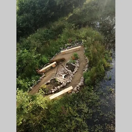 Apartamento Heather Hut, Off-grid On A Pond+2 Ha Darzkowo