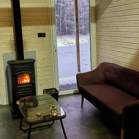 Heather Hut, Off-grid On A Pond+2 Ha