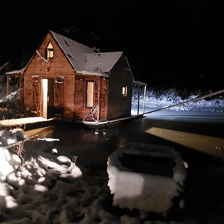 Heather Hut, Off-grid On A Pond+2 Ha Apartamento Darzkowo