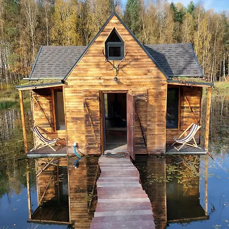 Heather Hut, Off-grid On A Pond+2 Ha